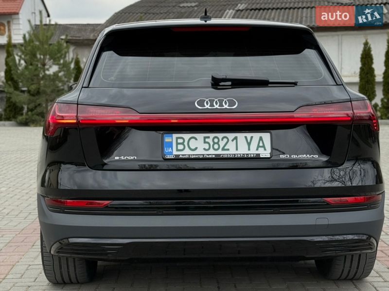 Позашляховик / Кросовер Audi e-tron 2021 в Золочеві