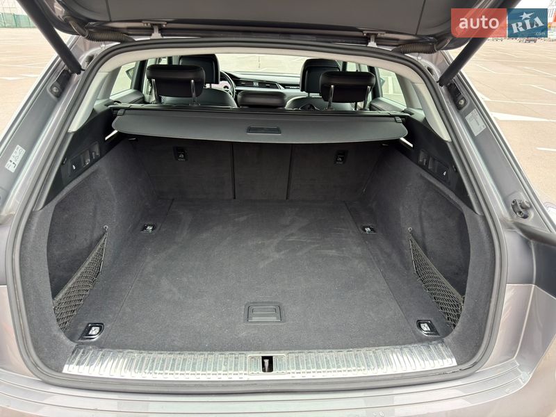 Внедорожник / Кроссовер Audi e-tron 2019 в Львове фото 12 Внедорожник / Кроссовер Audi e-tron 2019 в Львове