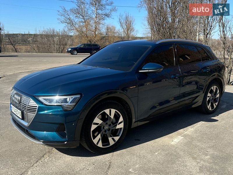 Внедорожник / Кроссовер Audi e-tron 2019 в Харькове фото 7 Внедорожник / Кроссовер Audi e-tron 2019 в Харькове