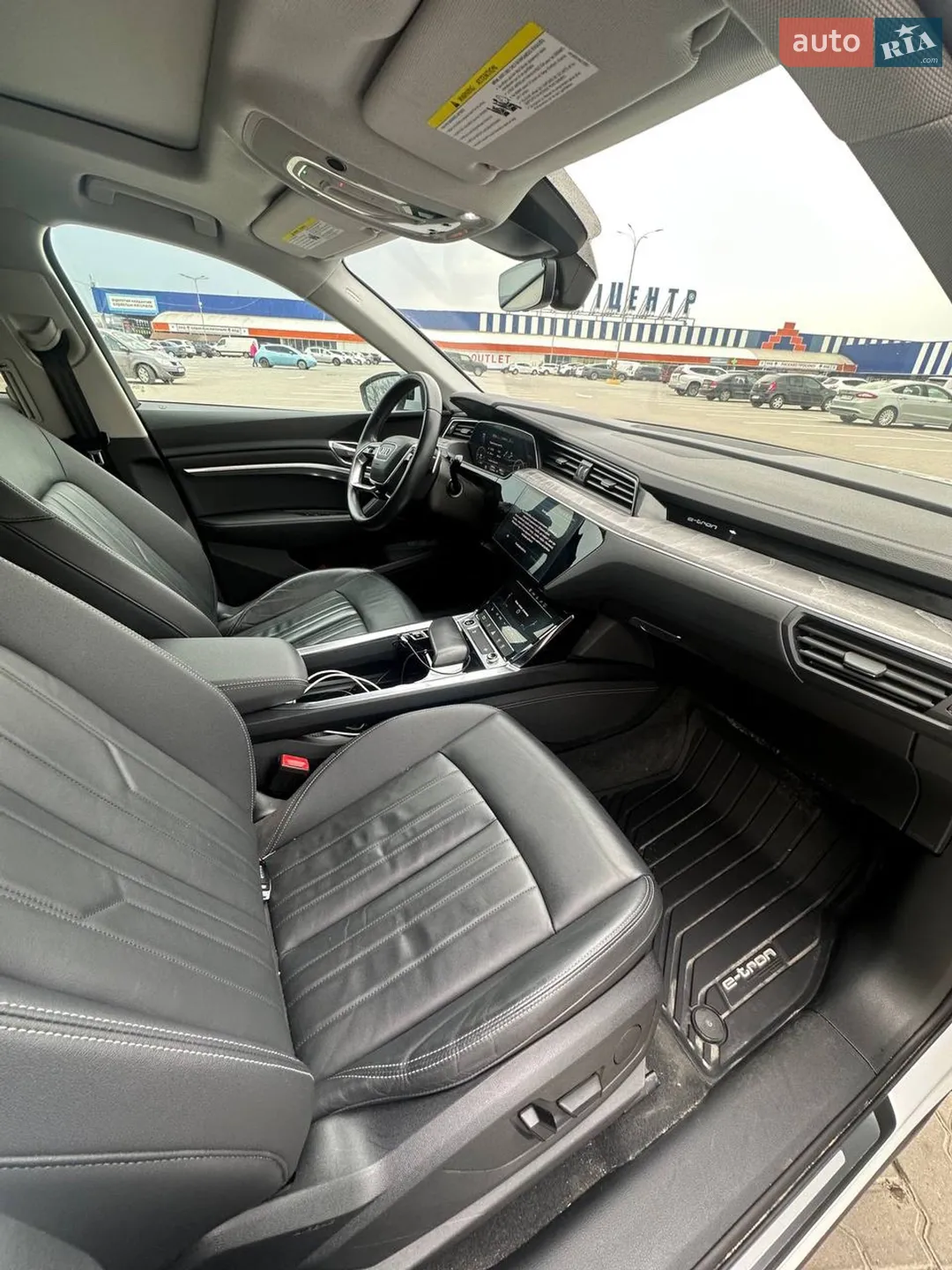 2021 Audi e-tron - мініатюра 10