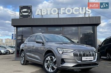 Позашляховик / Кросовер Audi e-tron 2020 в Києві