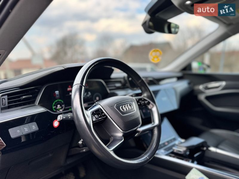 Внедорожник / Кроссовер Audi e-tron 2019 в Львове