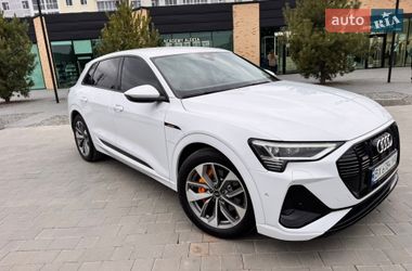 Внедорожник / Кроссовер Audi e-tron 2022 в Хмельницком