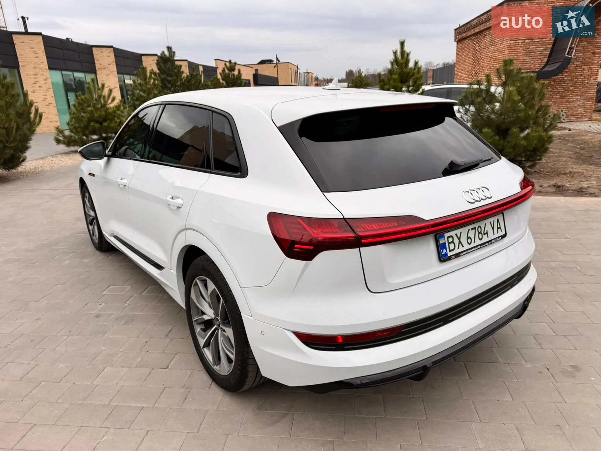 2022 Audi e-tron - мініатюра 32