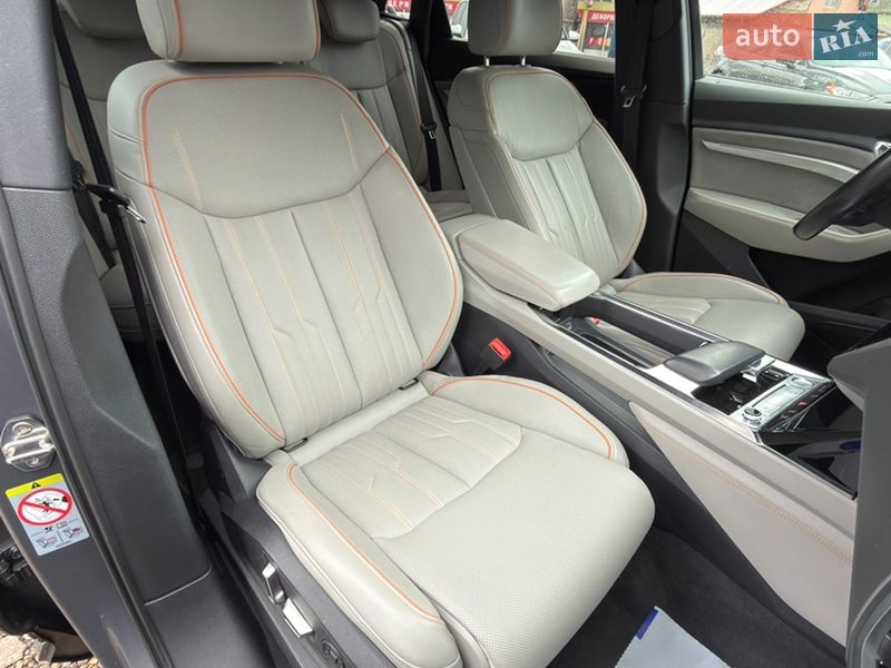 Позашляховик / Кросовер Audi e-tron 2019 в Івано-Франківську фото 16 Позашляховик / Кросовер Audi e-tron 2019 в Івано-Франківську