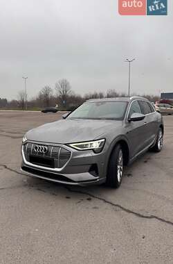 Позашляховик / Кросовер Audi e-tron 2020 в Львові