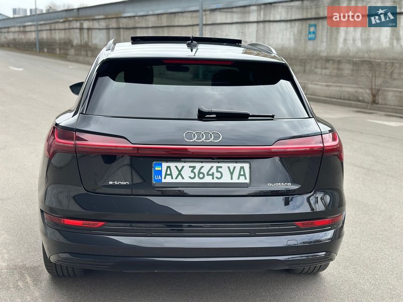 Audi e-tron 2021