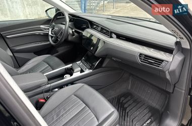 Внедорожник / Кроссовер Audi e-tron 2021 в Киеве