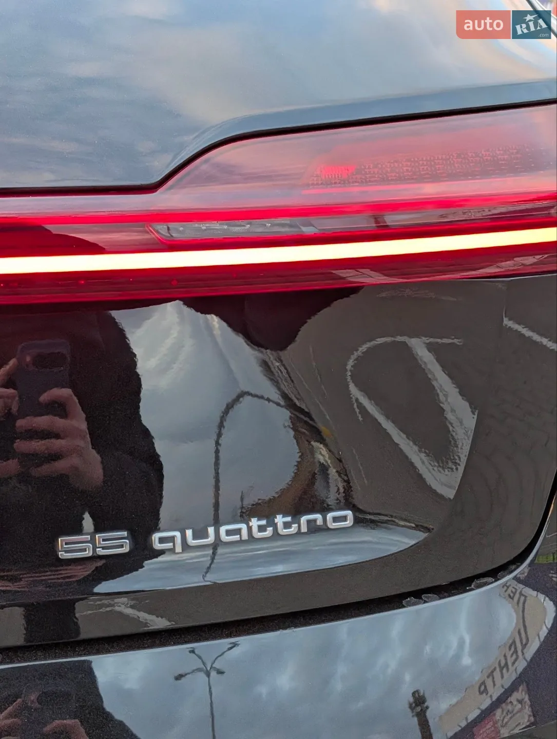 2020 Audi e-tron - мініатюра 18