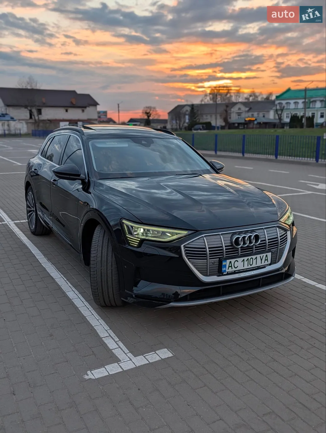 2020 Audi e-tron - мініатюра 6