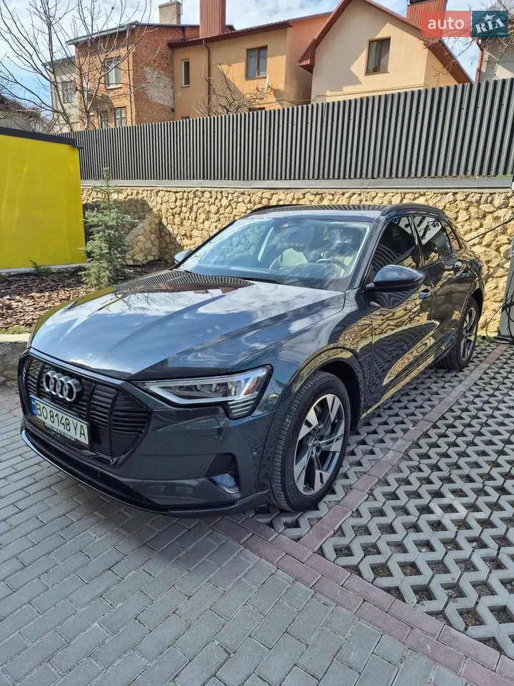 2020 Audi e-tron - мініатюра 19