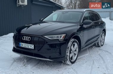 Позашляховик / Кросовер Audi e-tron 2019 в Рівному