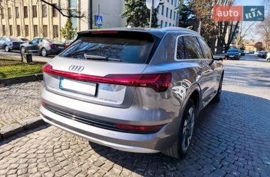 Внедорожник / Кроссовер Audi e-tron 2019 в Ужгороде