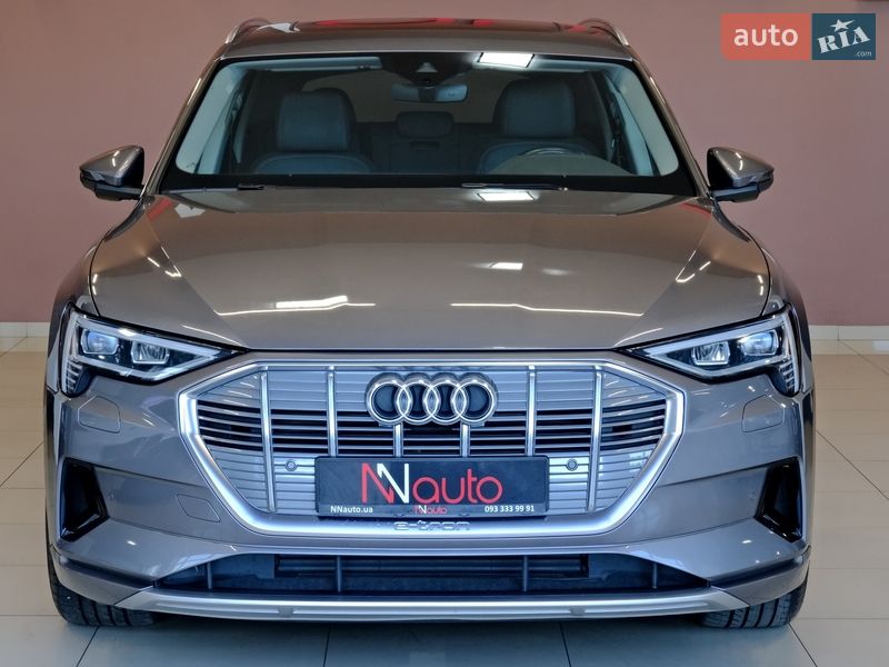 Внедорожник / Кроссовер Audi e-tron 2020 в Одессе
