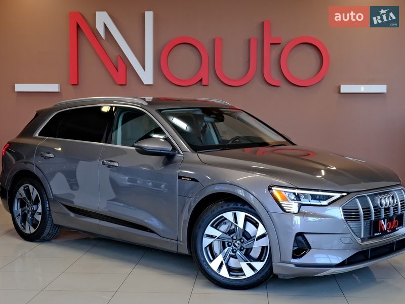 Внедорожник / Кроссовер Audi e-tron 2020 в Одессе