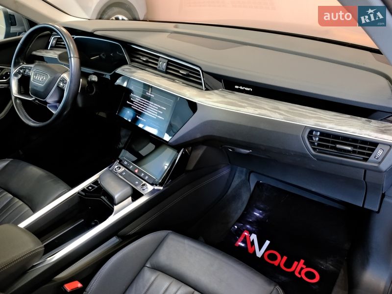 Внедорожник / Кроссовер Audi e-tron 2020 в Одессе