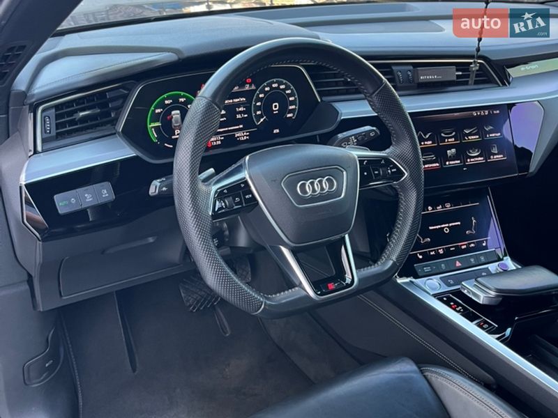 Внедорожник / Кроссовер Audi e-tron 2019 в Бориславе