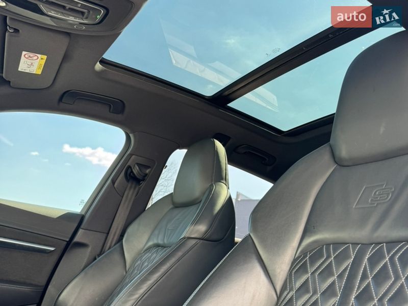 Внедорожник / Кроссовер Audi e-tron 2019 в Бориславе