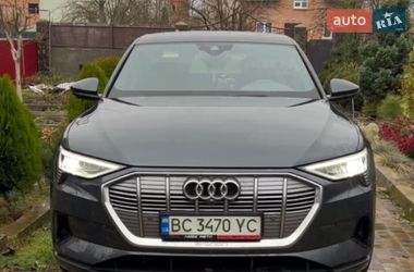 Внедорожник / Кроссовер Audi e-tron 2019 в Сокале