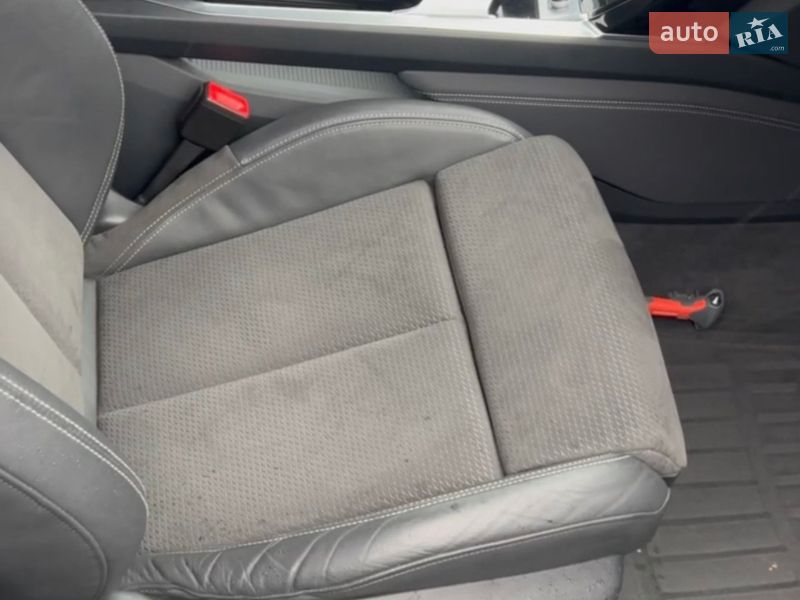 Внедорожник / Кроссовер Audi e-tron 2019 в Сокале