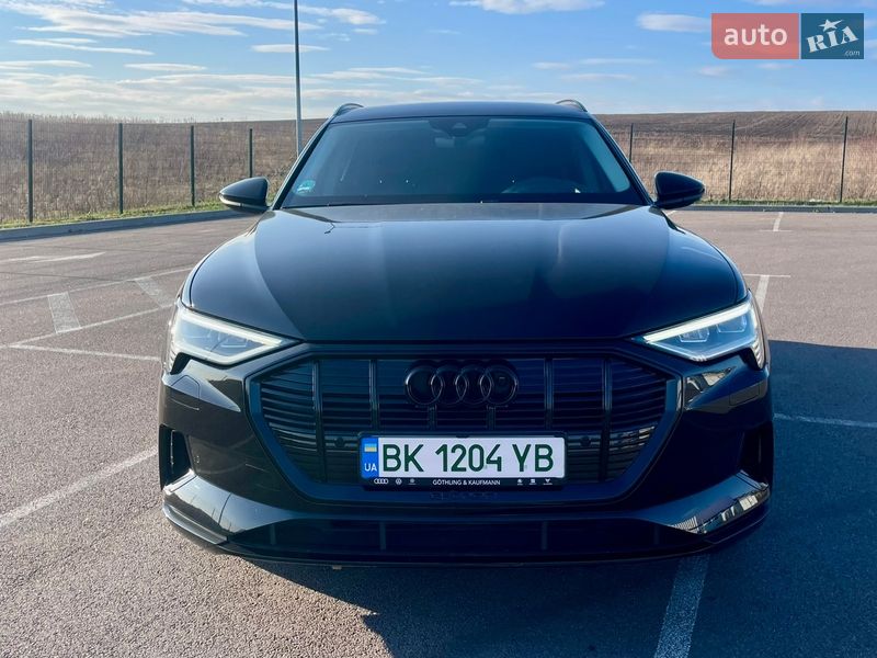 Внедорожник / Кроссовер Audi e-tron 2021 в Ровно фото 6 Внедорожник / Кроссовер Audi e-tron 2021 в Ровно