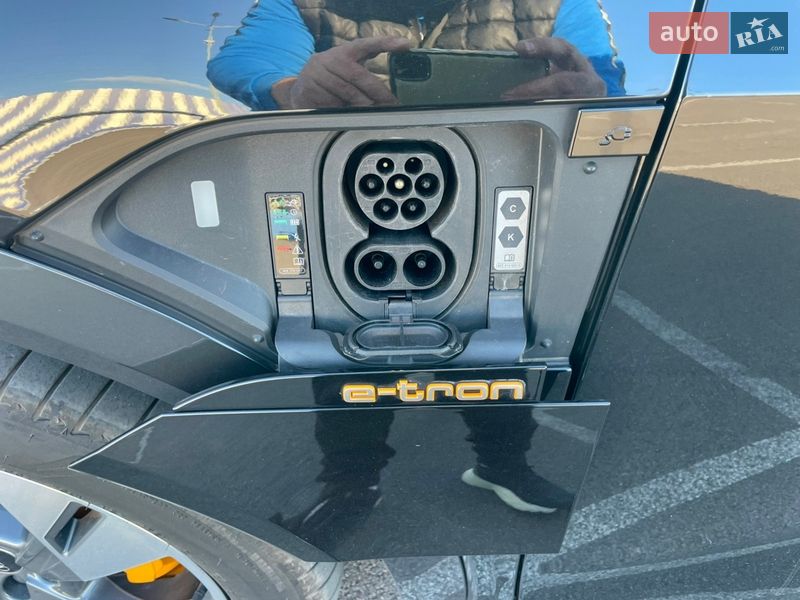 Внедорожник / Кроссовер Audi e-tron 2021 в Ровно фото 17 Внедорожник / Кроссовер Audi e-tron 2021 в Ровно