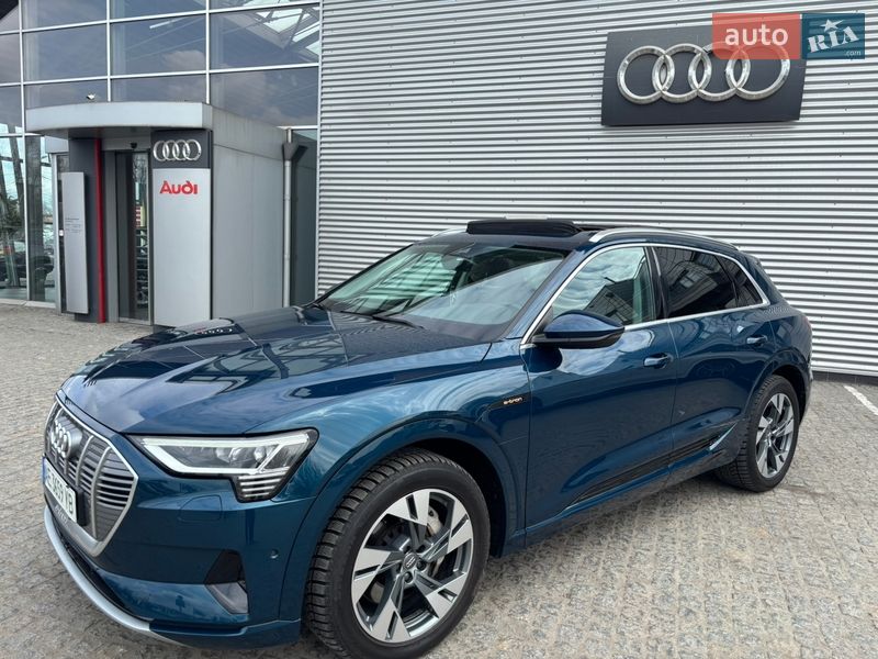 Внедорожник / Кроссовер Audi e-tron 2019 в Днепре