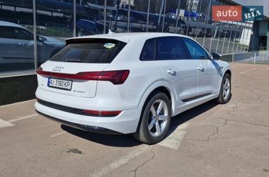 Внедорожник / Кроссовер Audi e-tron 2020 в Киеве