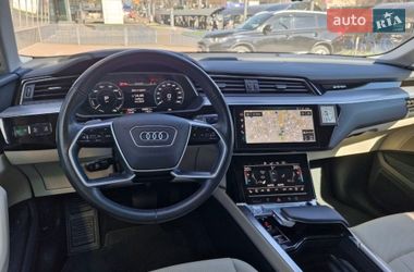 Внедорожник / Кроссовер Audi e-tron 2020 в Киеве