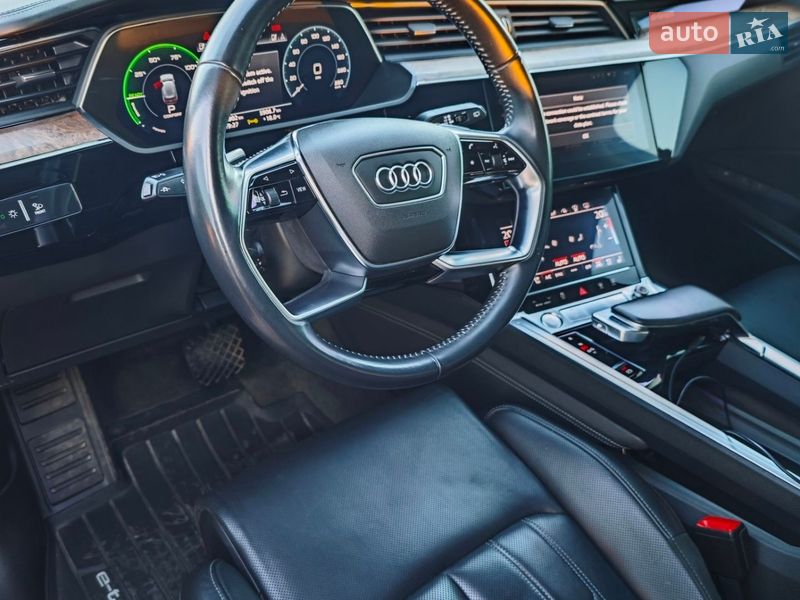Внедорожник / Кроссовер Audi e-tron 2019 в Ровно