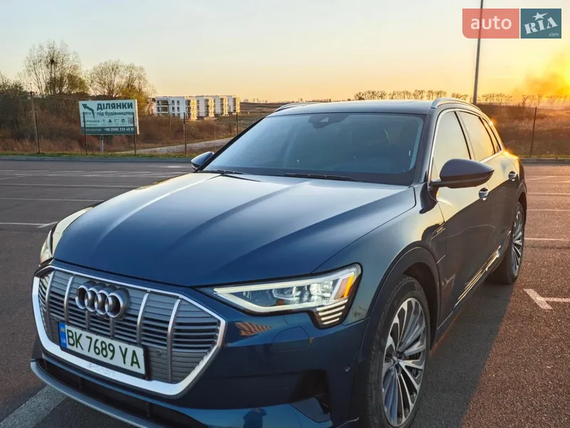 Audi e-tron