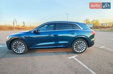 Внедорожник / Кроссовер Audi e-tron 2019 в Ровно