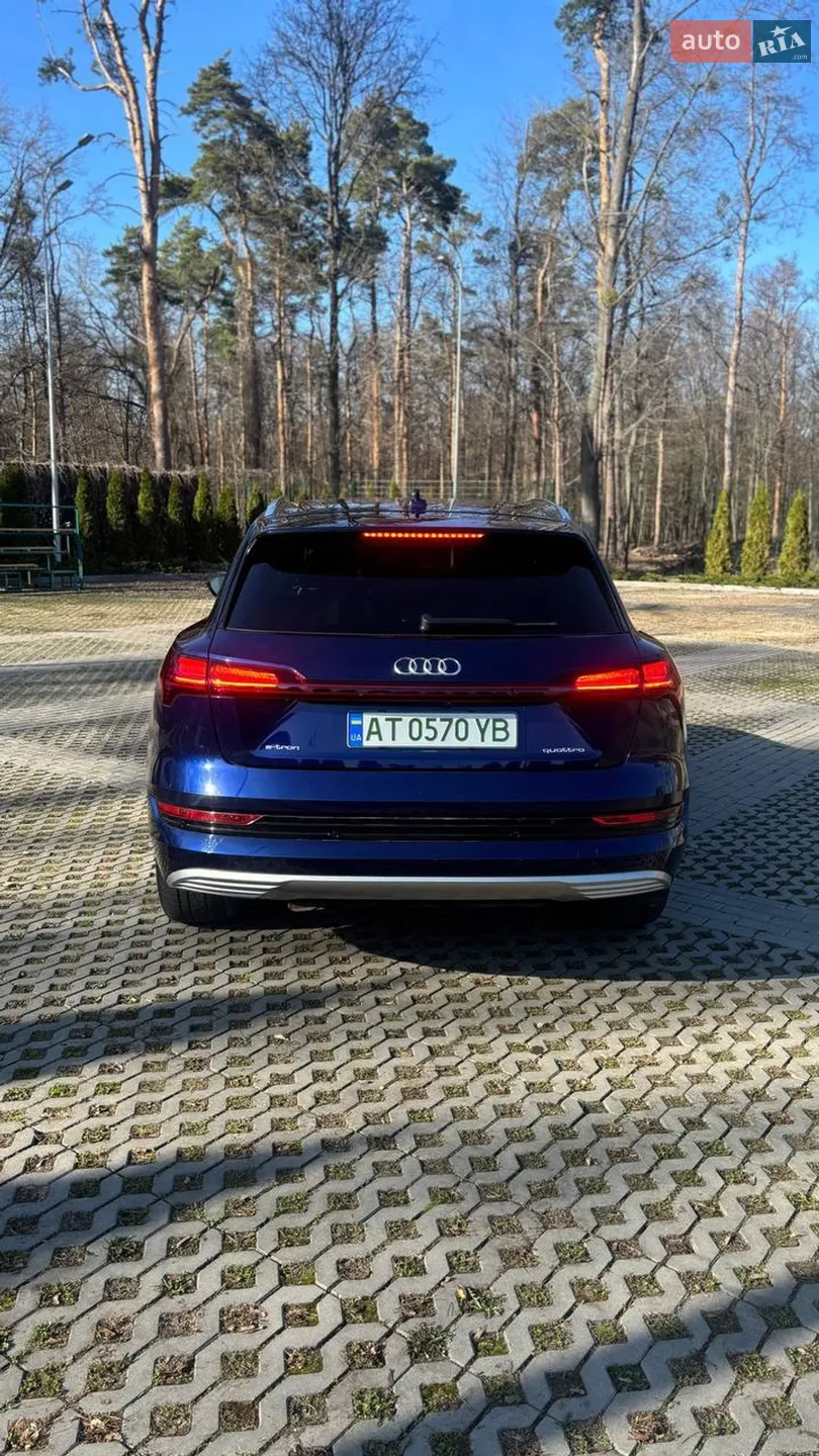 2020 Audi e-tron - мініатюра 5