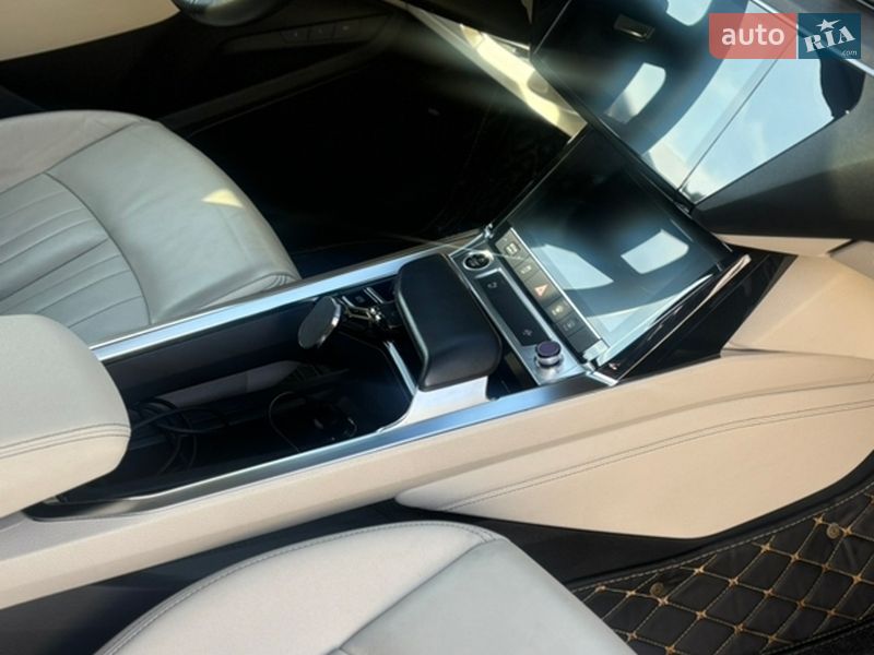 Позашляховик / Кросовер Audi e-tron 2020 в Харкові фото 12 Позашляховик / Кросовер Audi e-tron 2020 в Харкові
