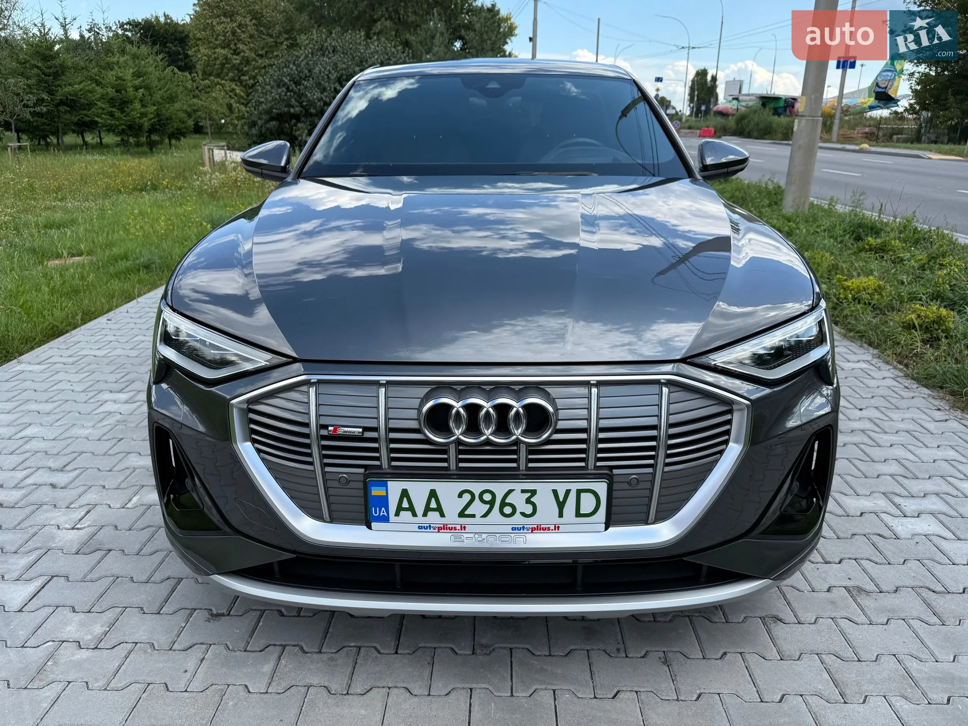 2021 Audi e-tron - мініатюра 6