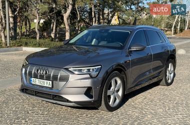 Внедорожник / Кроссовер Audi e-tron 2019 в Днепре
