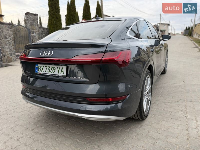 Внедорожник / Кроссовер Audi e-tron 2022 в Хмельницком
