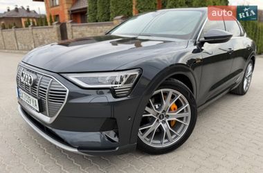 Позашляховик / Кросовер Audi e-tron 2022 в Хмельницькому