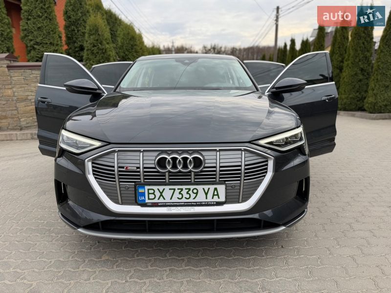 Внедорожник / Кроссовер Audi e-tron 2022 в Хмельницком