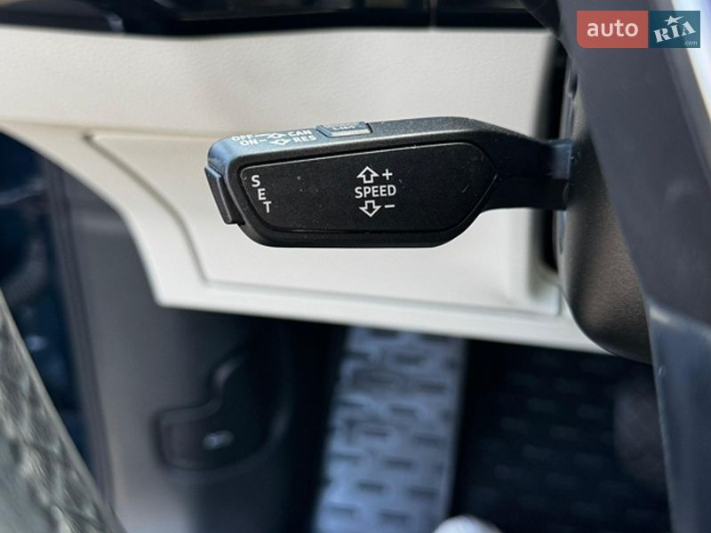 Внедорожник / Кроссовер Audi e-tron 2020 в Одессе