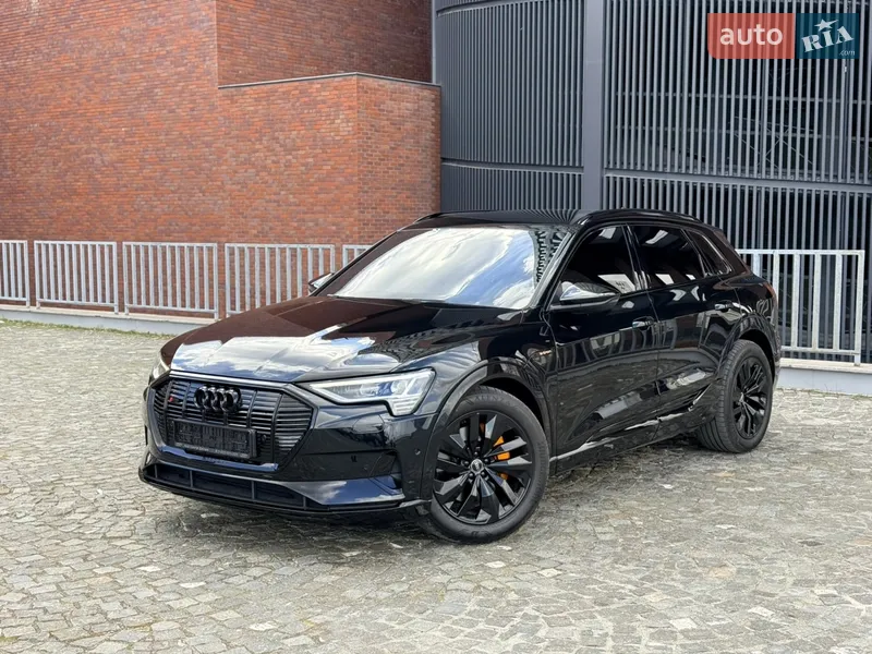 Audi e-tron 2022