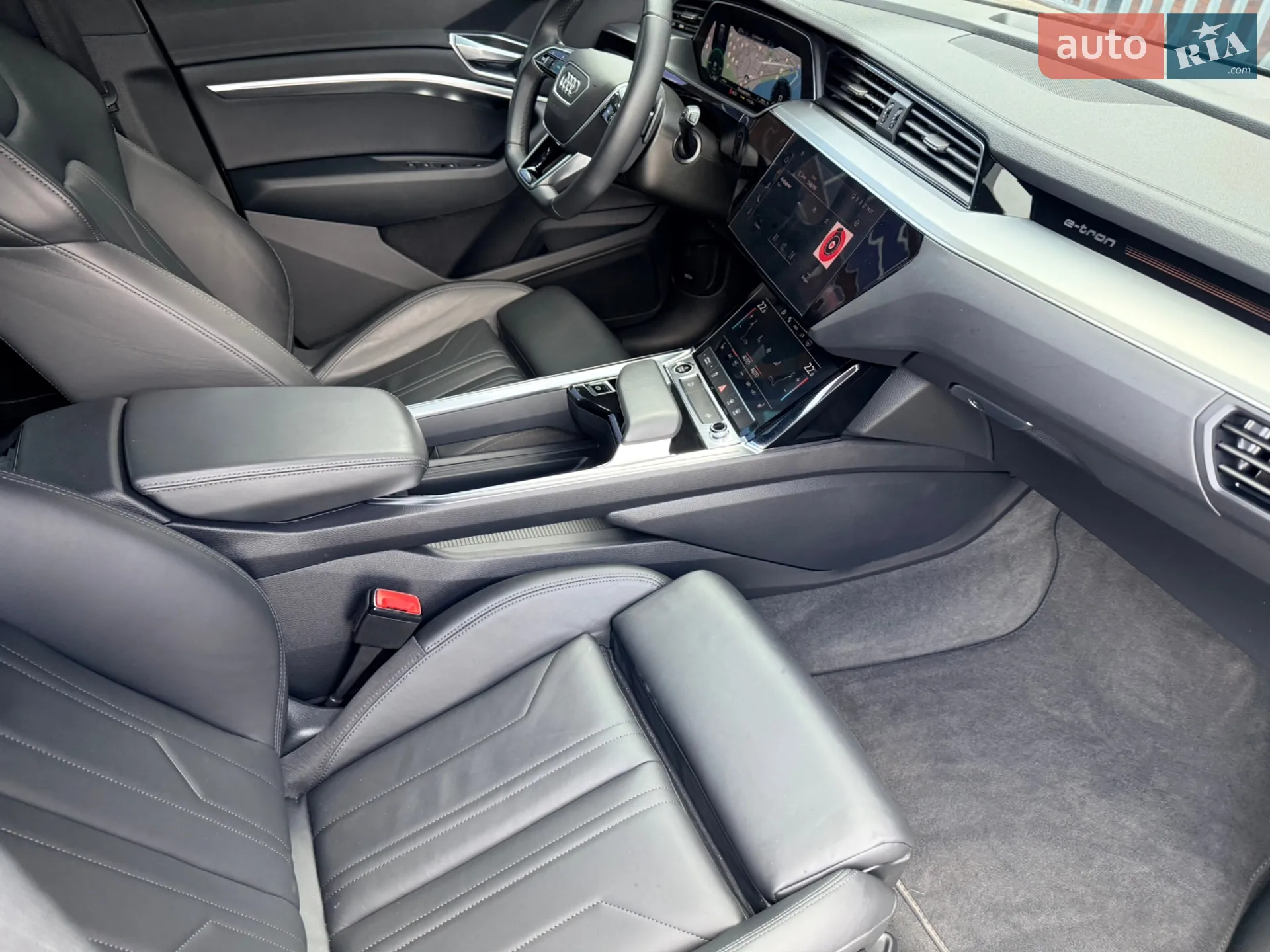 2022 Audi e-tron - мініатюра 18