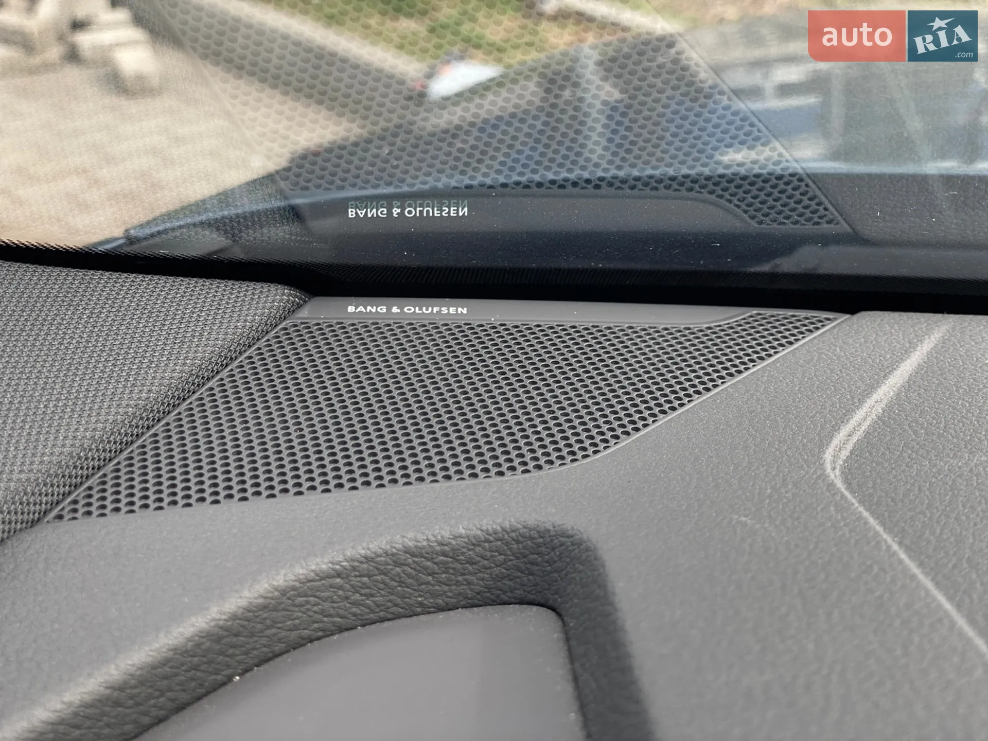 2020 Audi e-tron - мініатюра 21