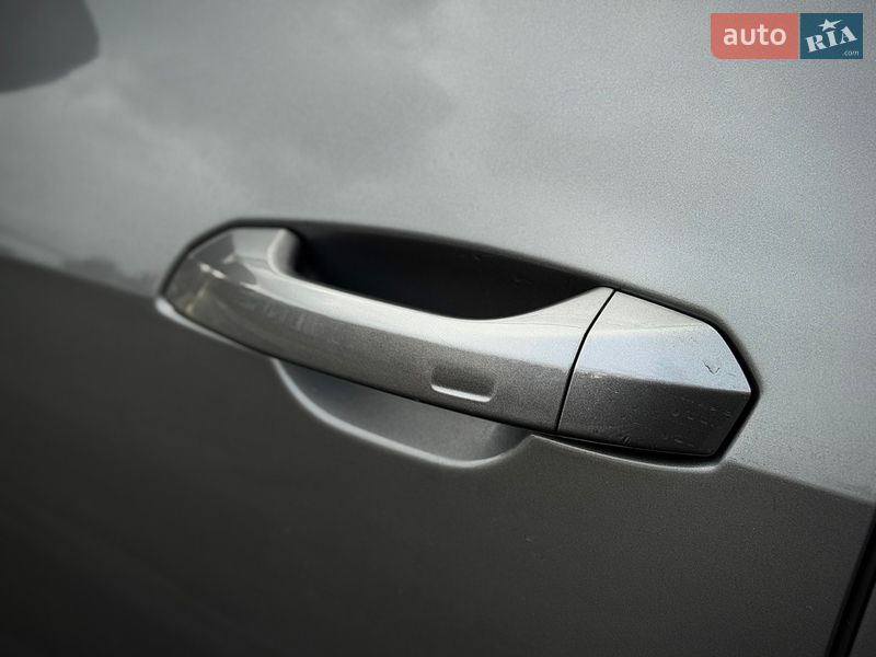 Позашляховик / Кросовер Audi e-tron 2019 в Житомирі