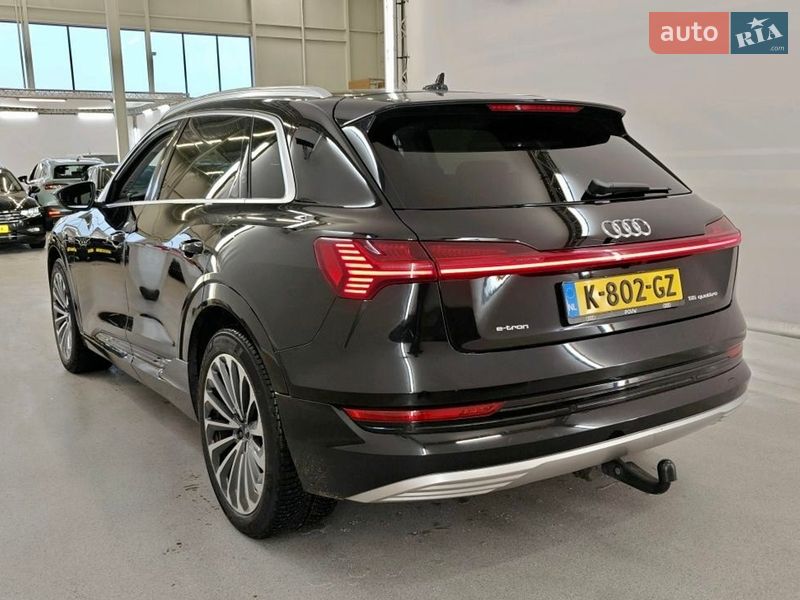 Внедорожник / Кроссовер Audi e-tron 2020 в Львове фото 12 Внедорожник / Кроссовер Audi e-tron 2020 в Львове