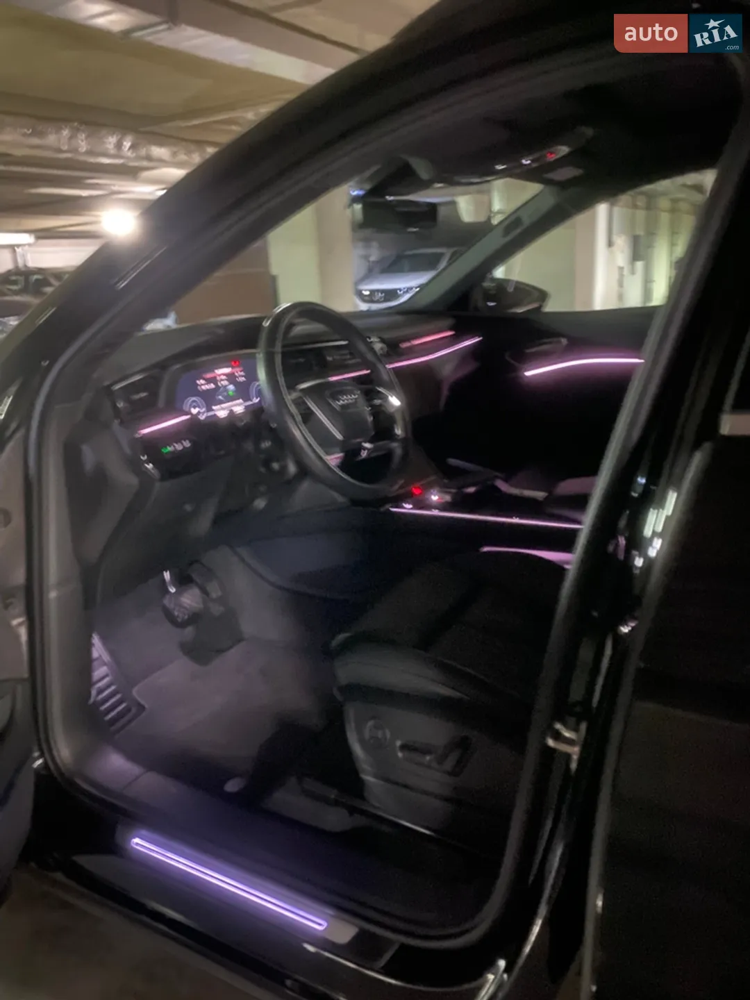 2019 Audi e-tron - мініатюра 8