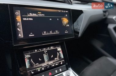 Внедорожник / Кроссовер Audi e-tron 2022 в Хмельницком