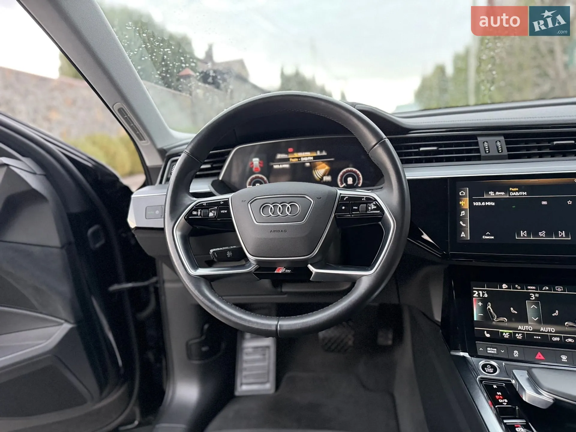 2022 Audi e-tron - мініатюра 70