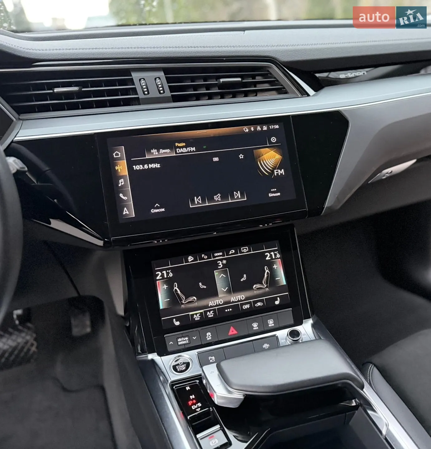 2022 Audi e-tron - мініатюра 71