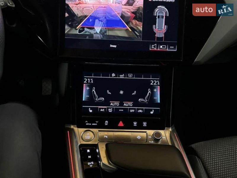 Внедорожник / Кроссовер Audi e-tron 2019 в Киеве фото 10 Внедорожник / Кроссовер Audi e-tron 2019 в Киеве